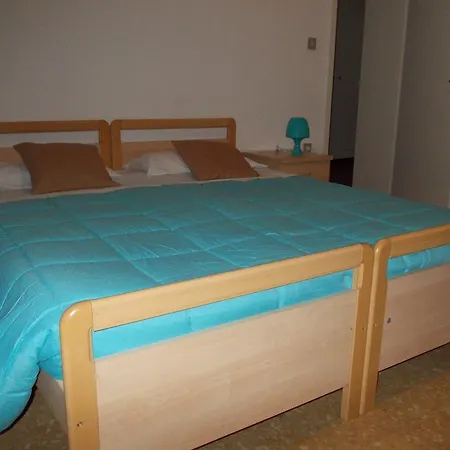 Alojamento de Acomodação e Pequeno-almoço Travellers Bed & Treviso