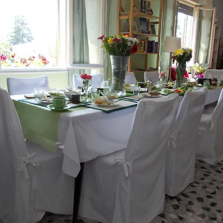 Travellers Bed & * 트레비소