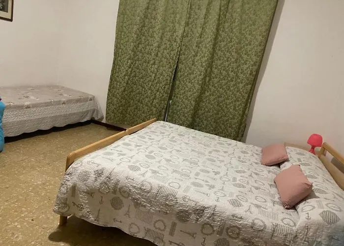 Oda ve Kahvaltı Travellers Bed & Treviso