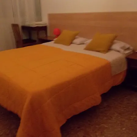 Travellers Bed &