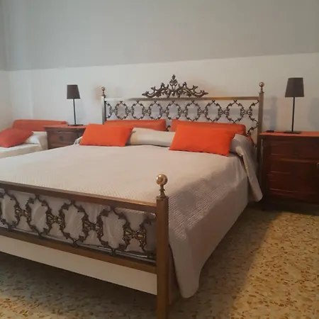 Bed & Breakfast Travellers Bed & Treviso