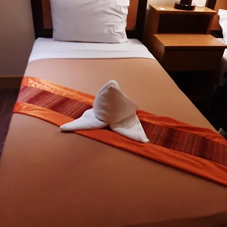 Travellers Bed & *