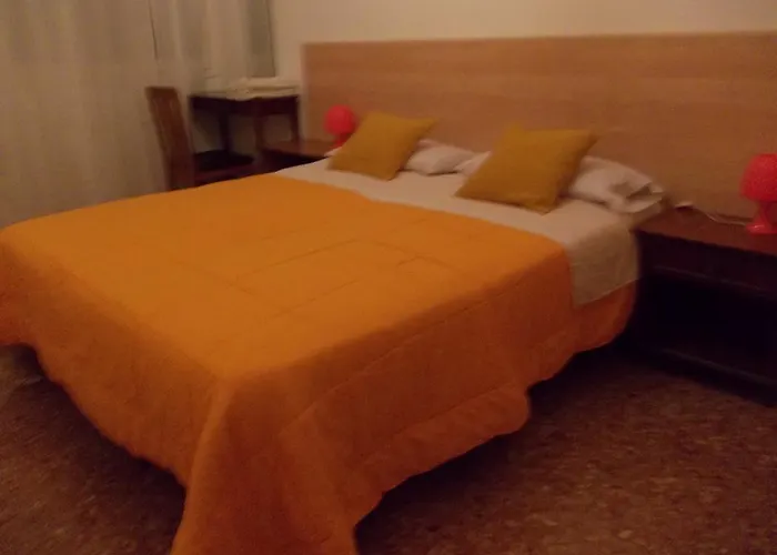 Travellers Bed &