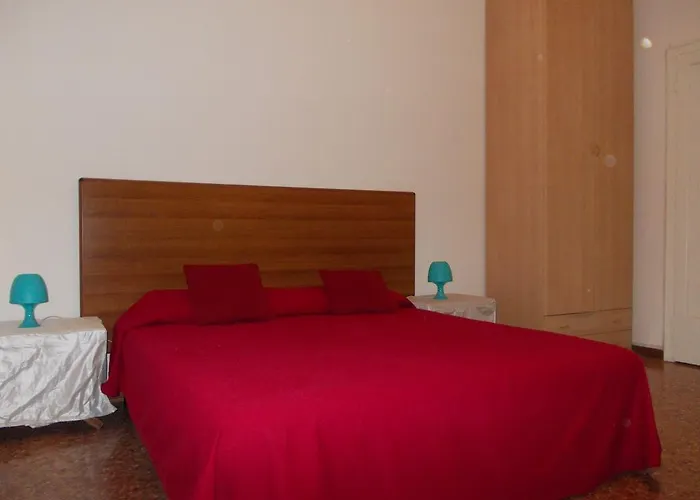 Bed & Breakfast Travellers Bed & Treviso