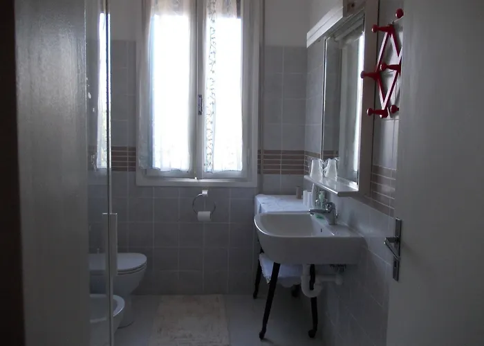 Travellers Bed & Treviso